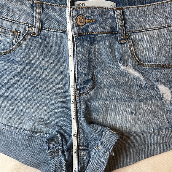 RSQ Shorts - Picture 5 of 5